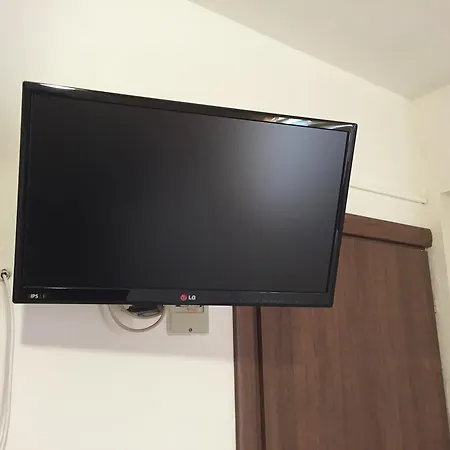 House Vogiatzi بيت ضيافة *