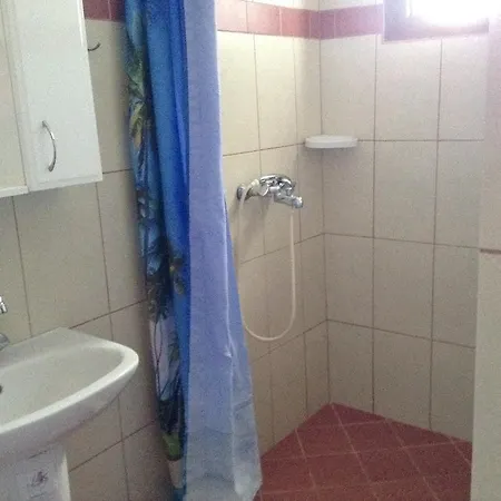 بيت ضيافة House Vogiatzi