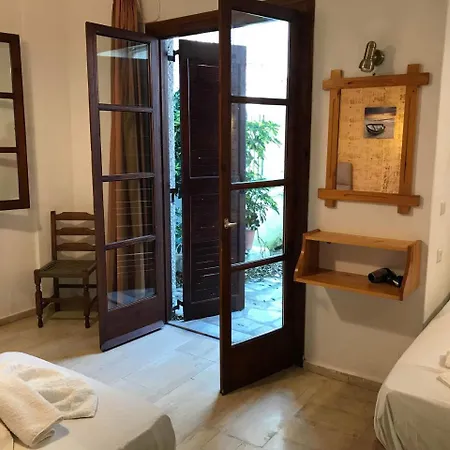 بيت ضيافة House Vogiatzi مدينة سكياثوس